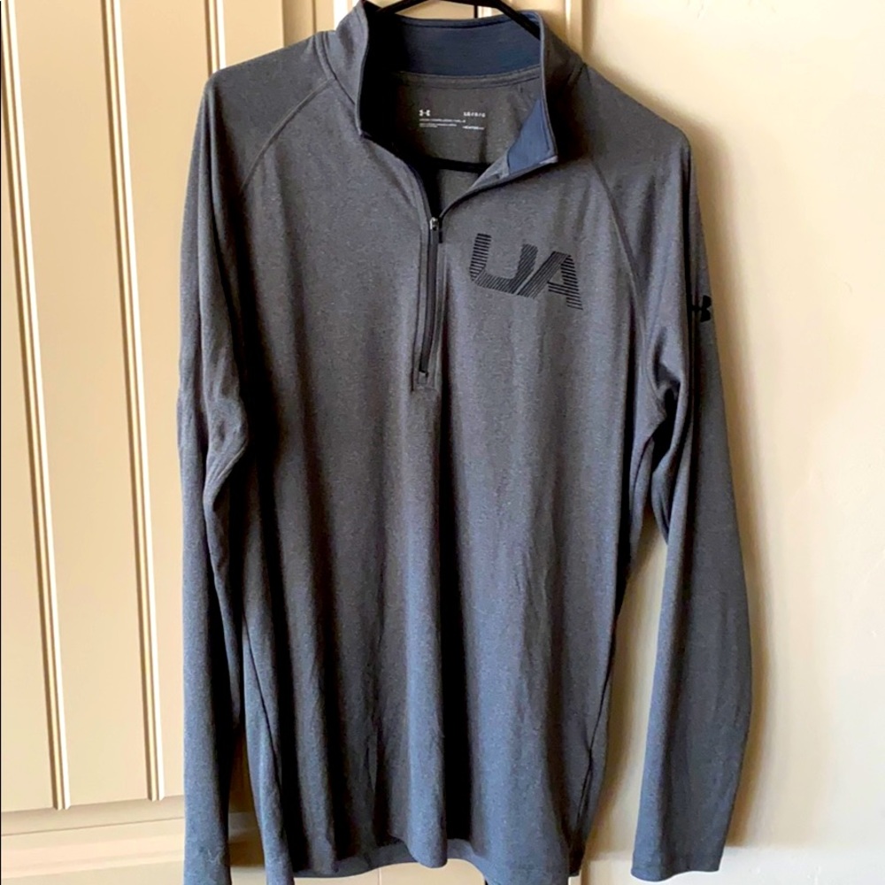 Men’s Under Armour 1/4 zip pullover.